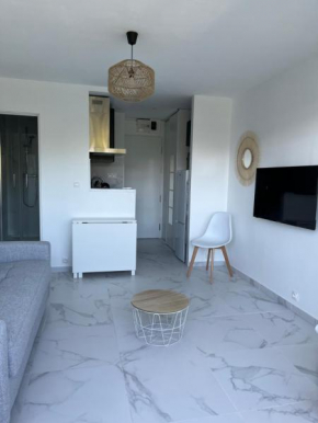 Superbe appartement avec balcon et parking